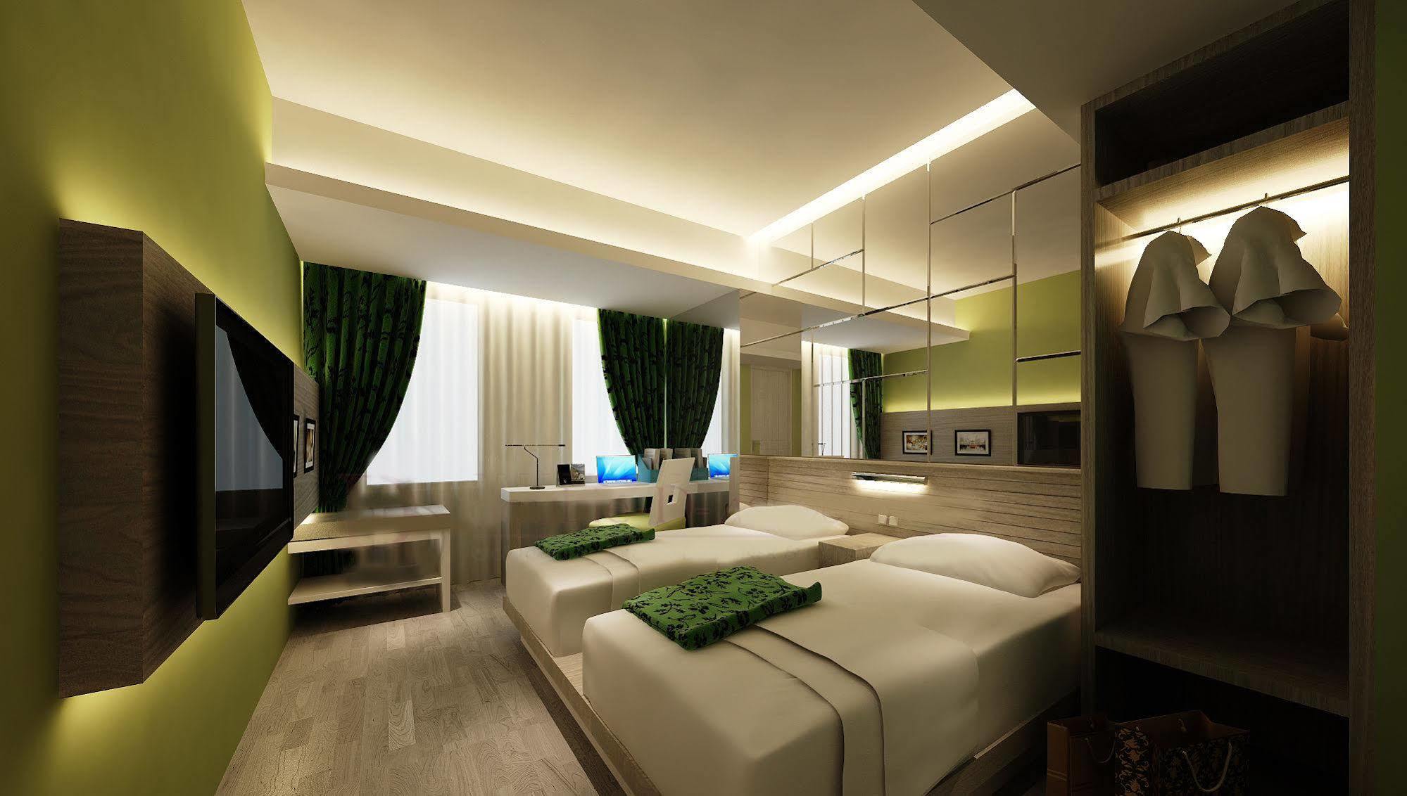 Royal City Hotel Jakarta Exterior foto